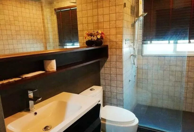 호텔 Himalayan Inn