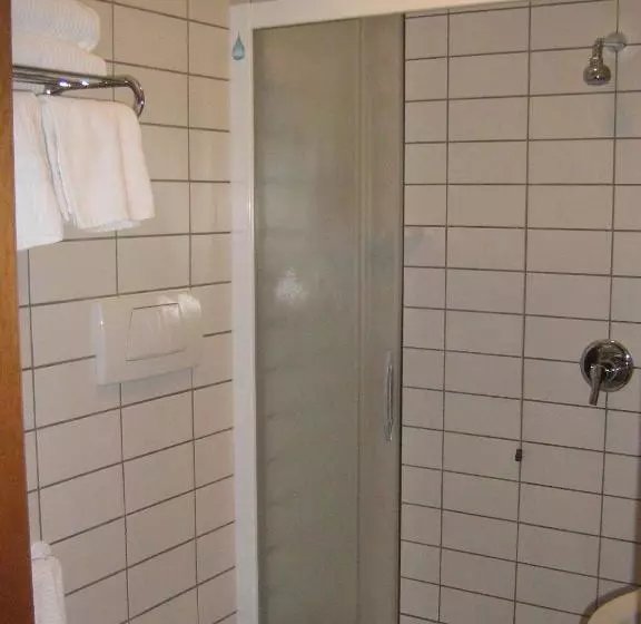 هتل Locanda Corte Girlanda