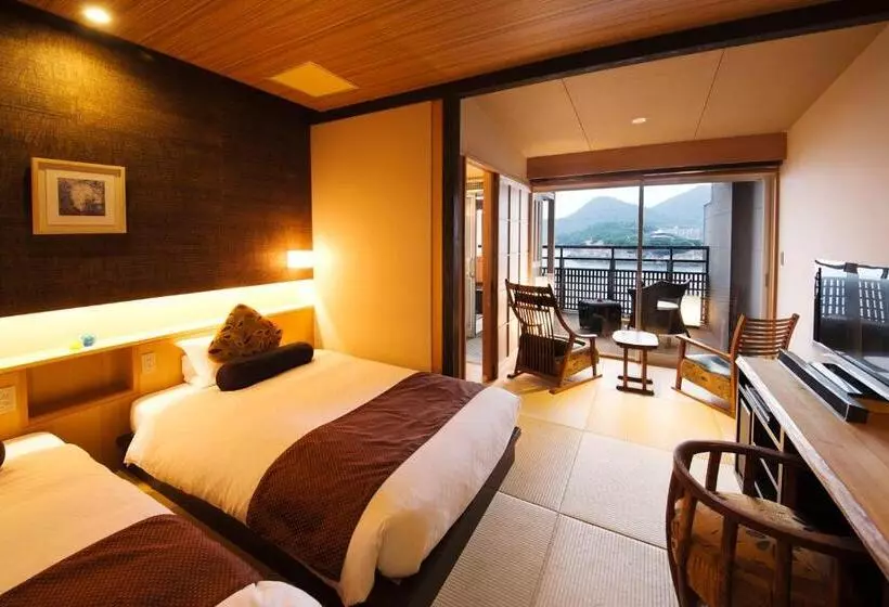 酒店 Migiwatei Ochi Kochi