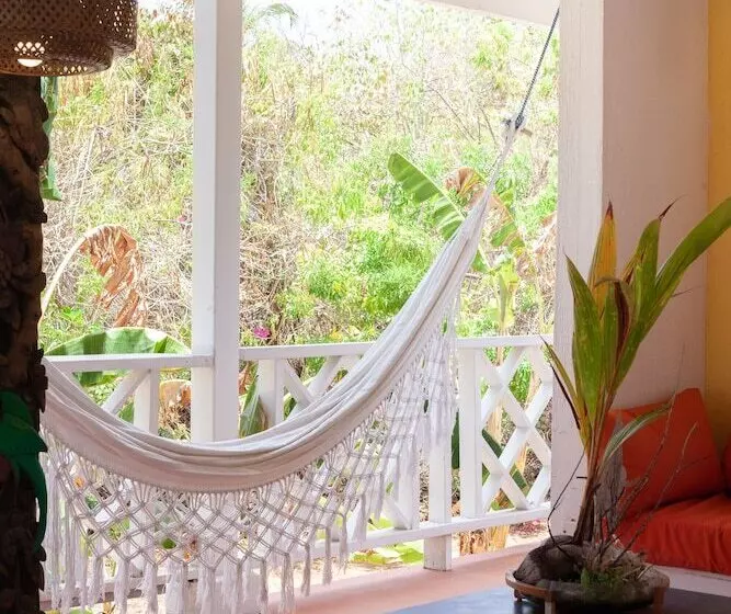 Hotel Ocean View Sai