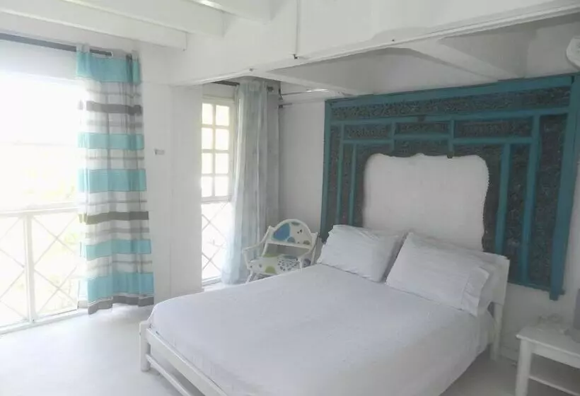 Hotel Ocean View Sai