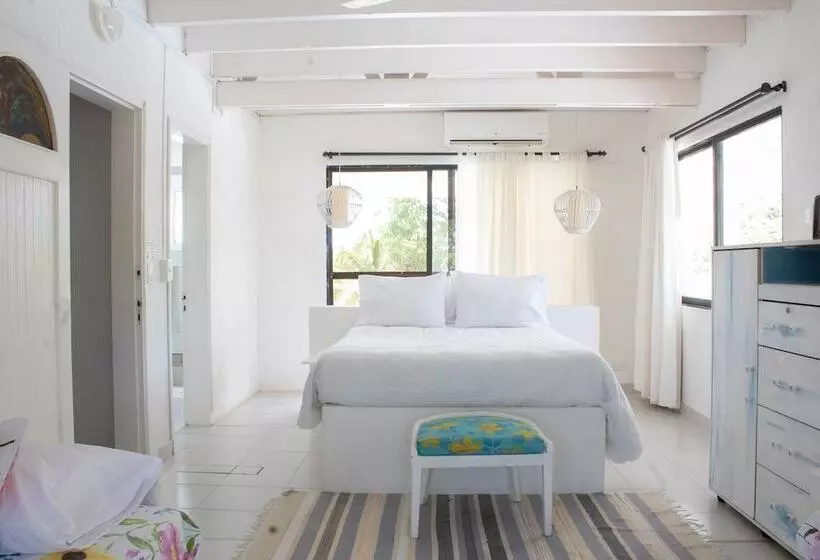 Hotel Ocean View Sai