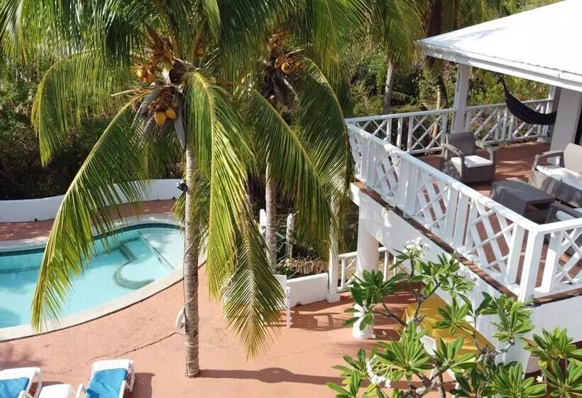 Hotel Ocean View Sai