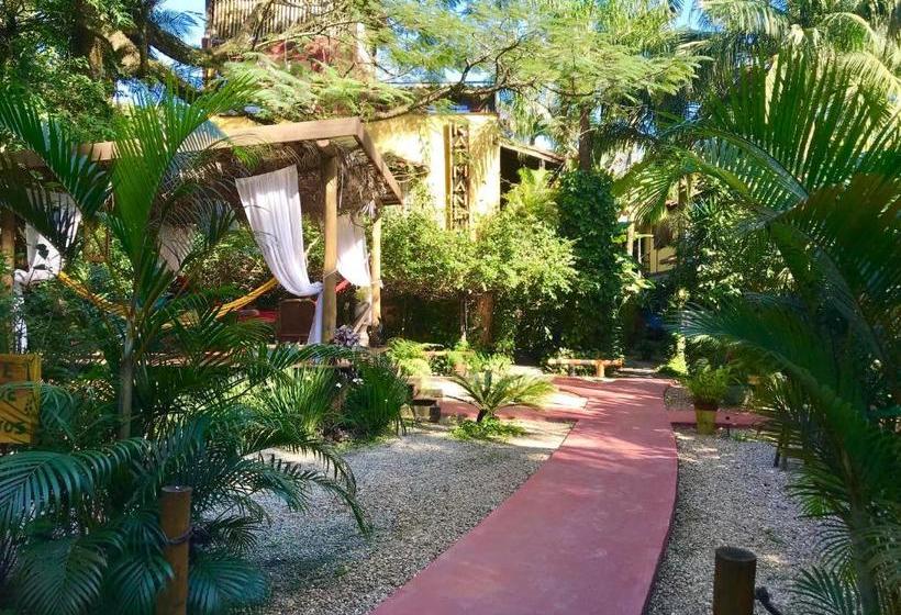 هتل Pousada Katmandu