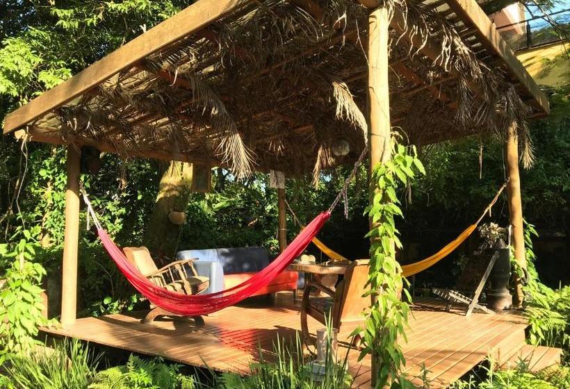 هتل Pousada Katmandu