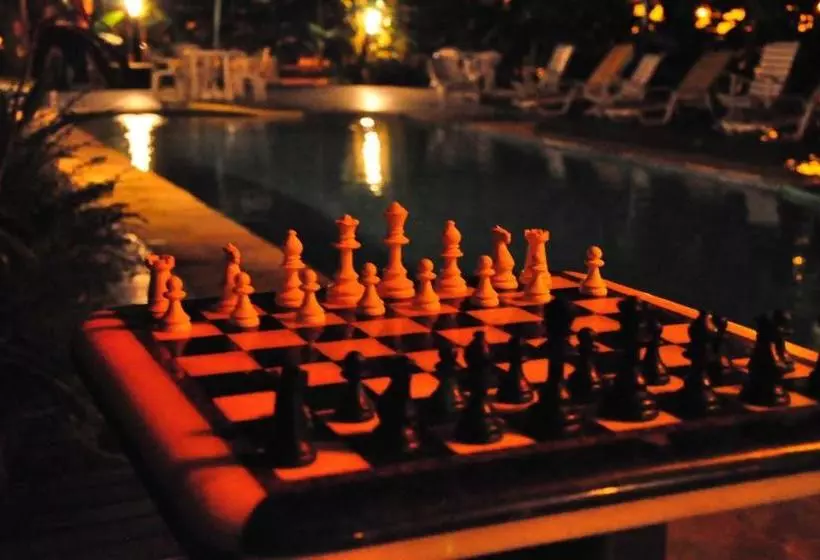 ホテル Pousada Katmandu