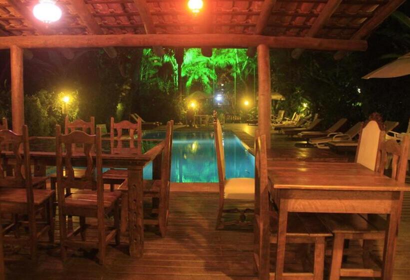 هتل Pousada Katmandu