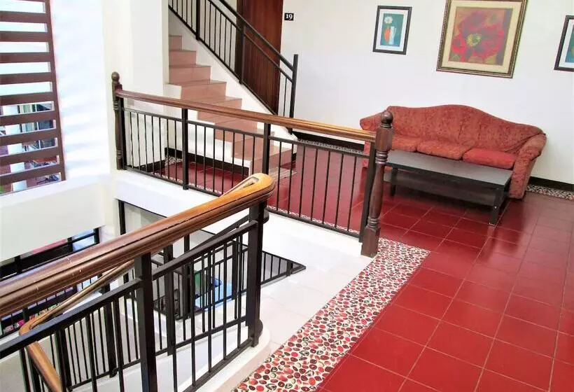 Отель St. Nicolas Inn