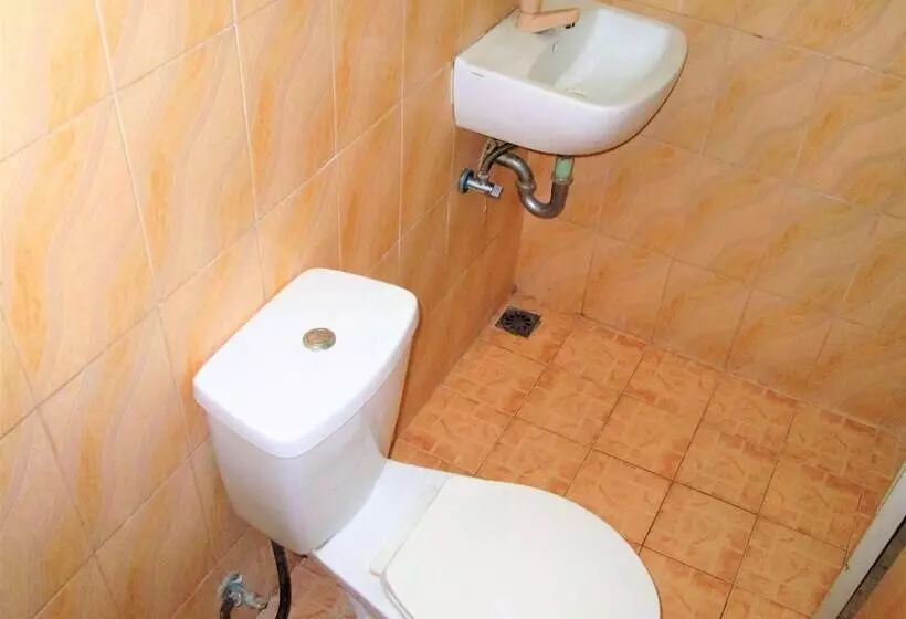 Отель St. Nicolas Inn