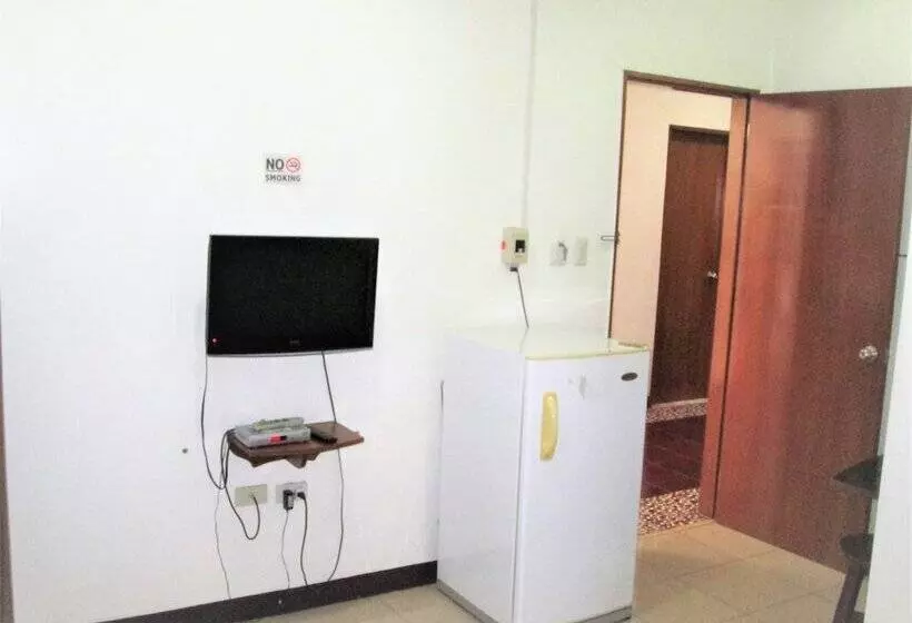 Отель St. Nicolas Inn