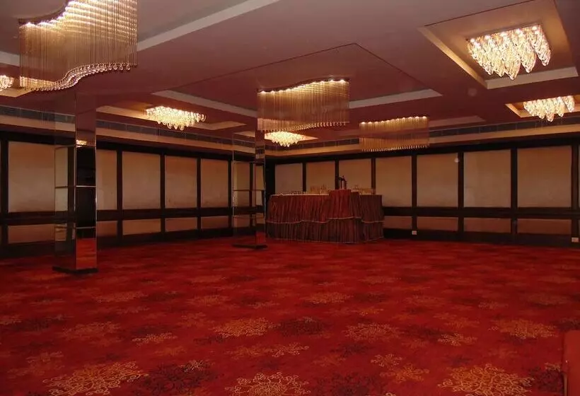 בית מלון כפרי Saurabh Candy By Peppermint