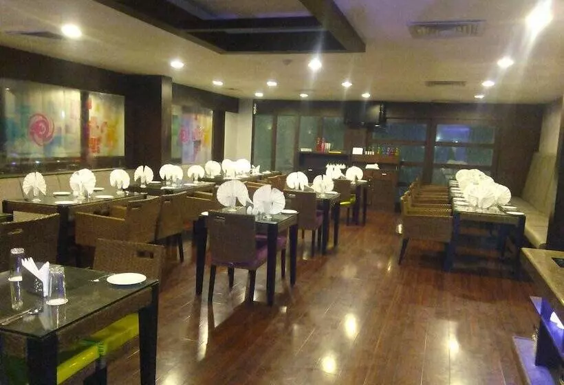 בית מלון כפרי Saurabh Candy By Peppermint