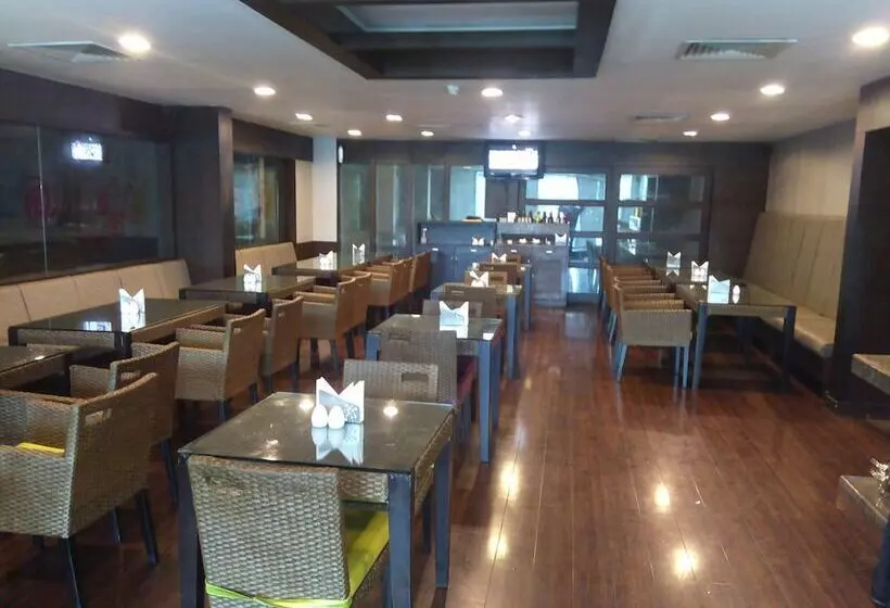 בית מלון כפרי Saurabh Candy By Peppermint