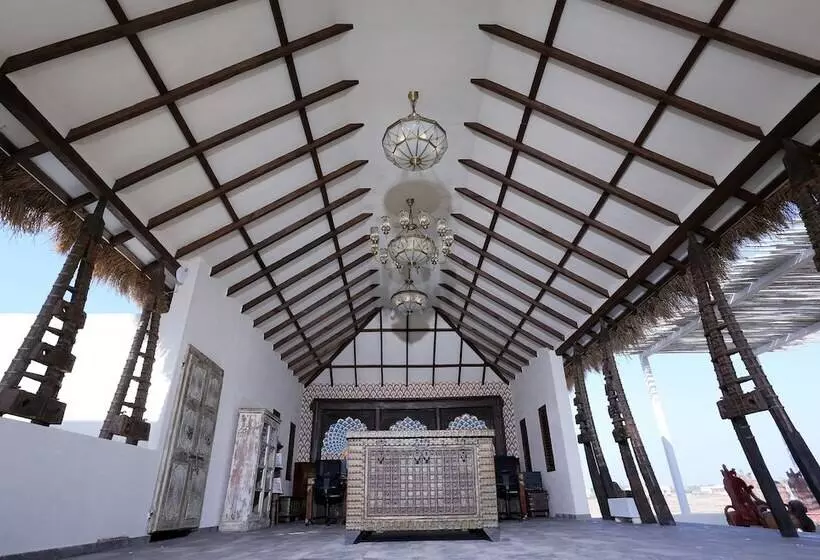 Отель Serena Beach Resort