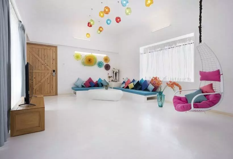 Отель Serena Beach Resort