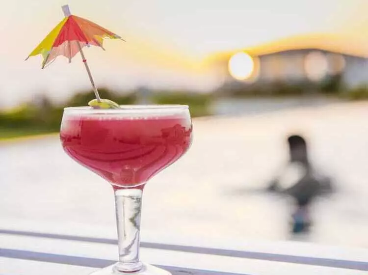 Отель Serena Beach Resort