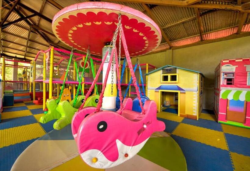 בית מלון כפרי Sea Princess Beach Resort