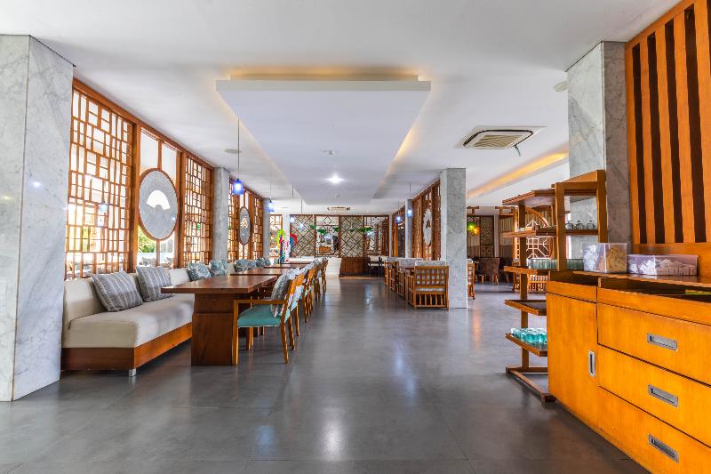 ホテル The Leaf Jimbaran