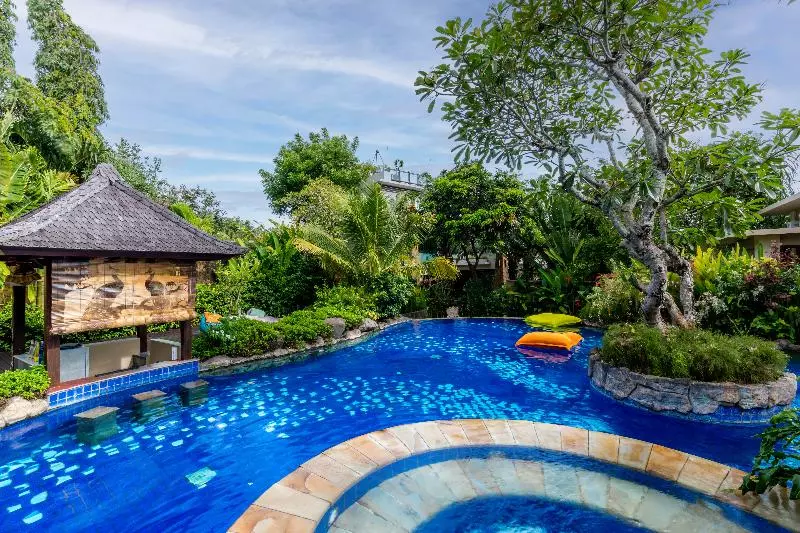 هتل The Leaf Jimbaran