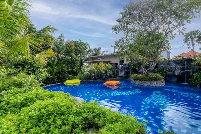 هتل The Leaf Jimbaran