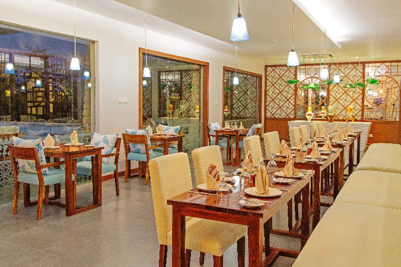 ホテル The Leaf Jimbaran