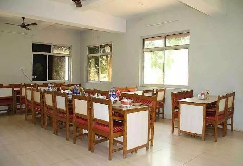 ホテル United 21 Jungle Resort Pench