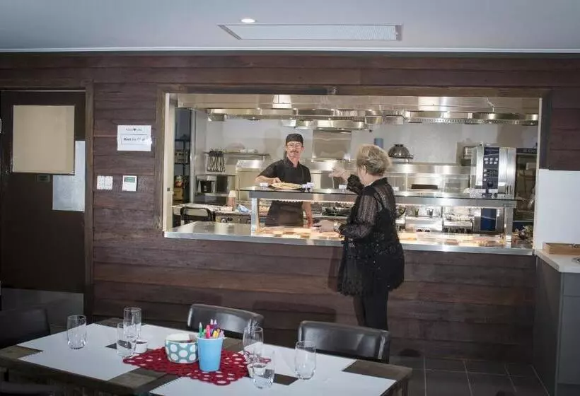 Мотель Kings Park Accommodation