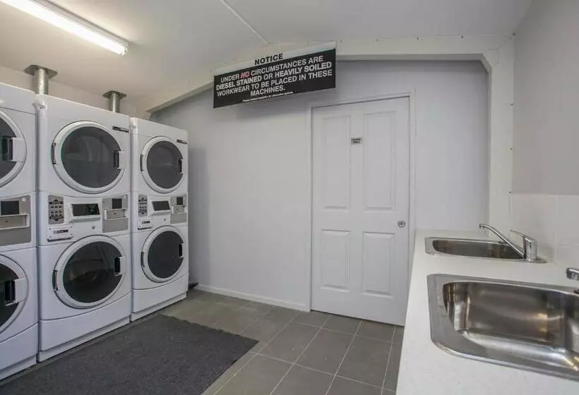 Мотель Kings Park Accommodation