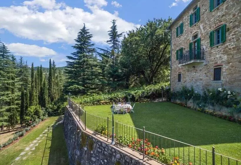 Palazzo Rosadi By Posarellivillas