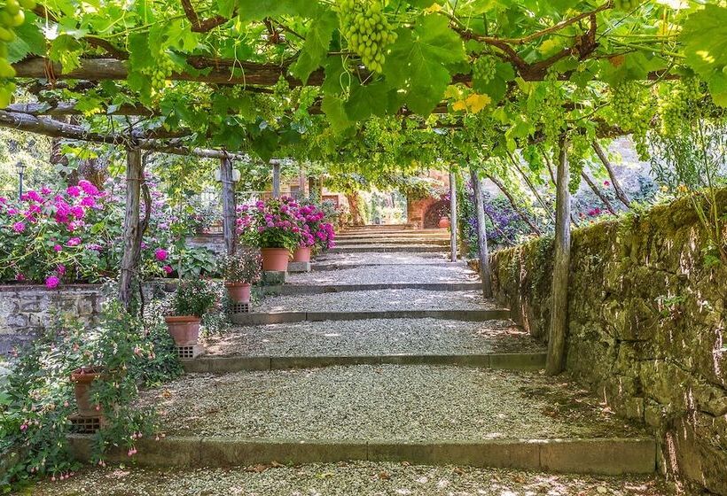 Palazzo Rosadi By Posarellivillas