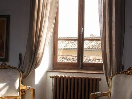 膳宿费 Chateau Rosans