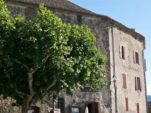 Majatalo Chateau Rosans