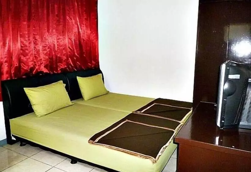 Pensió De Sun Pasteur Guest House By Houseinbandung