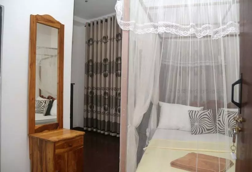 پانسیون Shehan Guest House