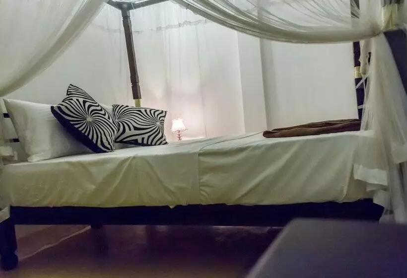 پانسیون Shehan Guest House