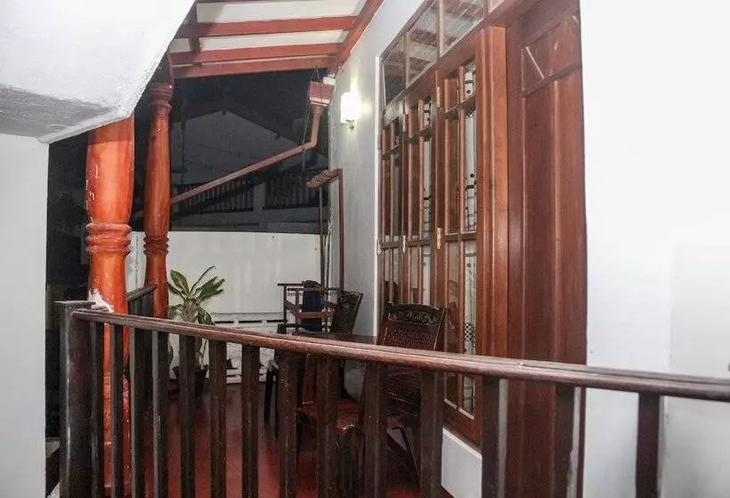 پانسیون Shehan Guest House