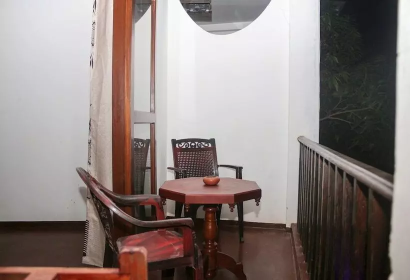پانسیون Shehan Guest House
