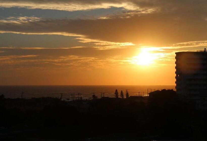 פנסיון Shirahama Club