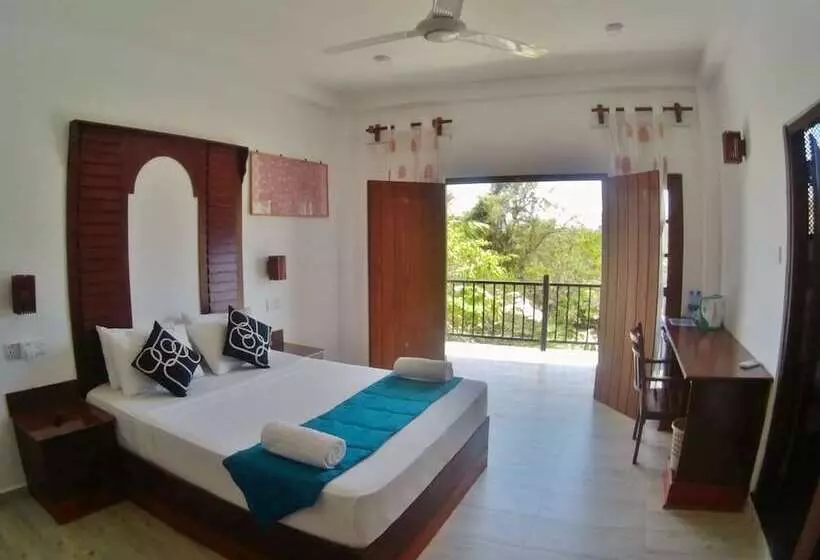 Sundaras Resort & Spa