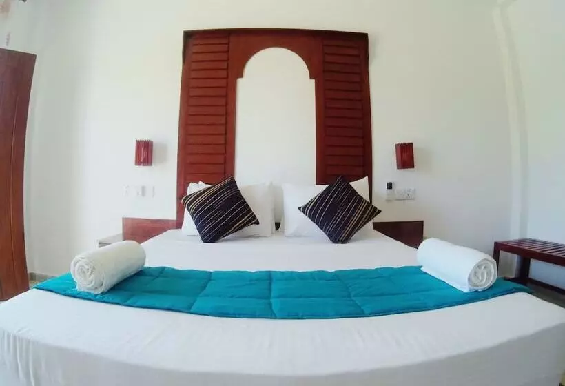 Sundaras Resort & Spa