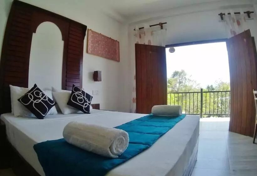 Sundaras Resort & Spa