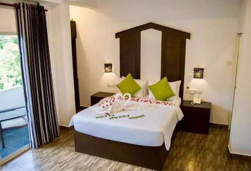 Sundaras Resort & Spa