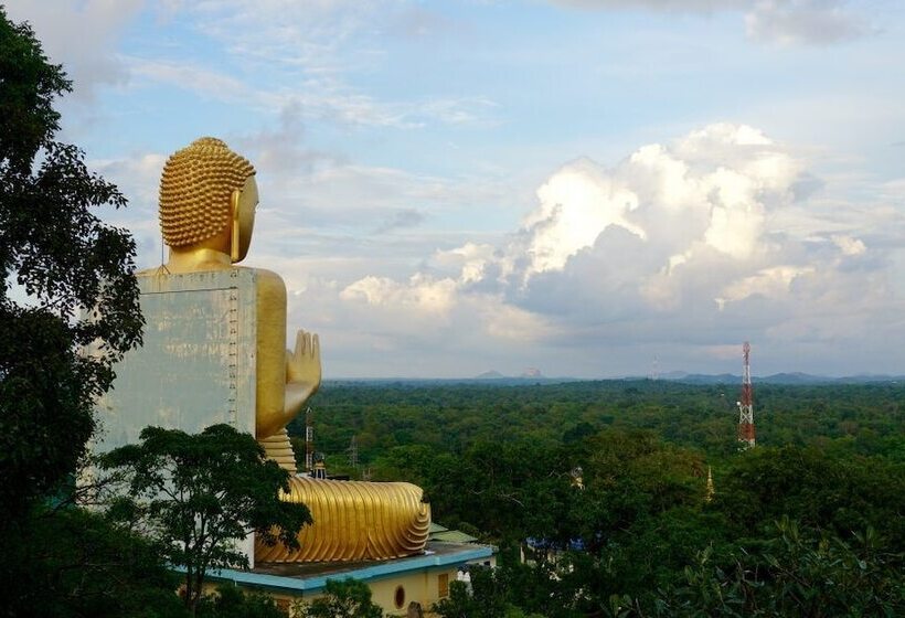 Sundaras Resort & Spa