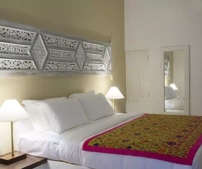 Nyne Hotels   Rock Villa, Bentota