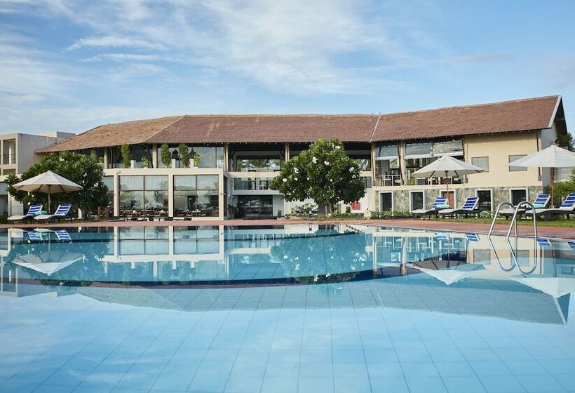 The Calm Resort & Spa