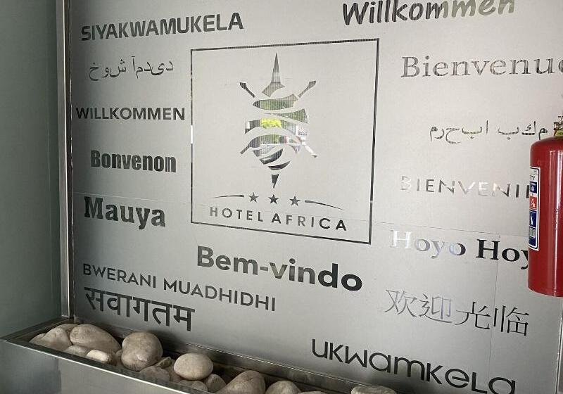 בית מלון כפרי Africa Maputo Business