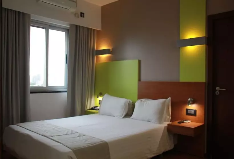 هتل Africa Maputo Business