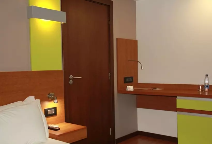 هتل Africa Maputo Business