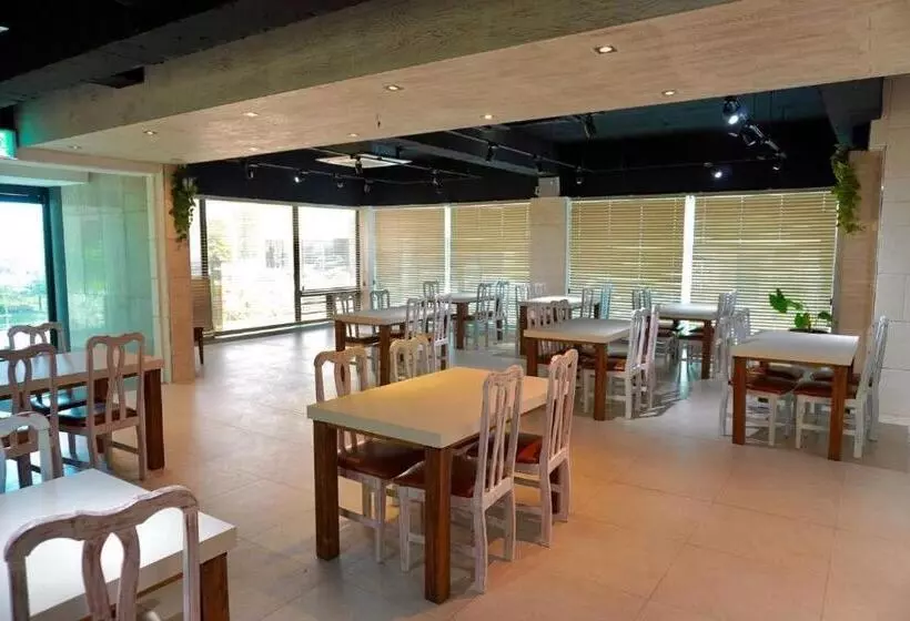 בית מלון כפרי Emerald