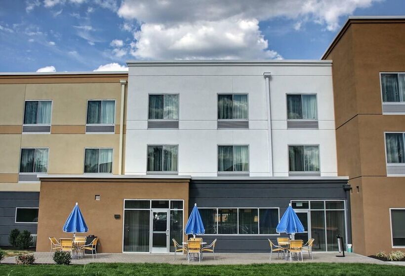 ホテル Fairfield Inn & Suites By Marriott Reading Wyomissing